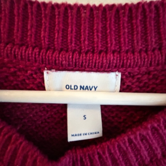 Old Navy- Dark pinkish red sweater - Picture 2 of 3